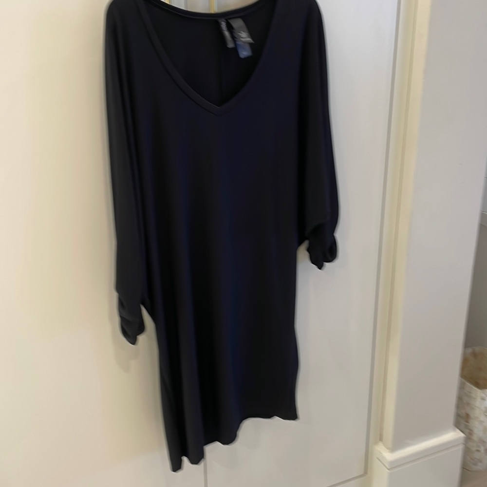 Slinky black bat wing zippered tunic short dress by Bisou Bisou